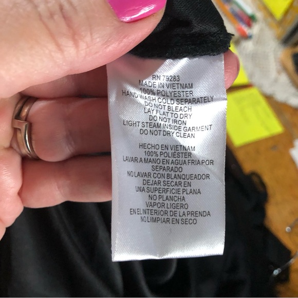 Alex Evenings Elegant Black Sleeveless Maxi Dress - Picture 15 of 16